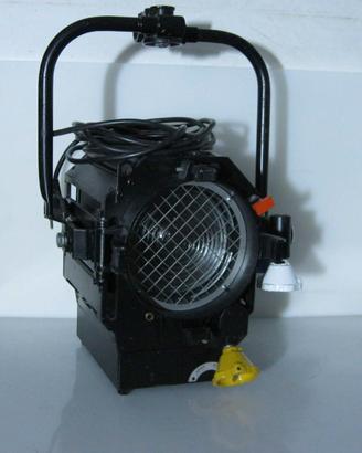 Faro teatro/studio IANIRO Solaris Fresenel 1000 W