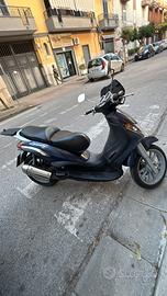 Beverly 200