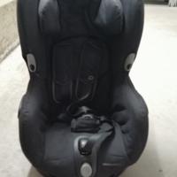 Seggiolino Bebé Confort Axis Nero 