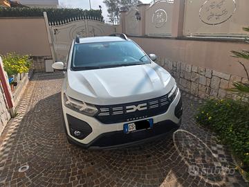 DACIA Stepway Expression Tce 100 GPL ECO-G per pas