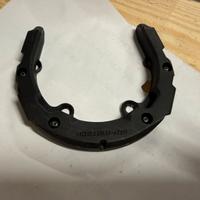 Anello specif. Triumph per borsa Sw-Motech