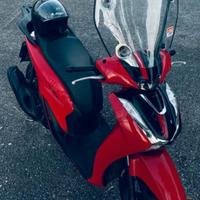 sh 125 sport rosso