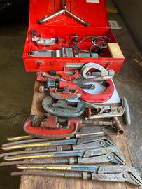 attrezzi da idraulico 