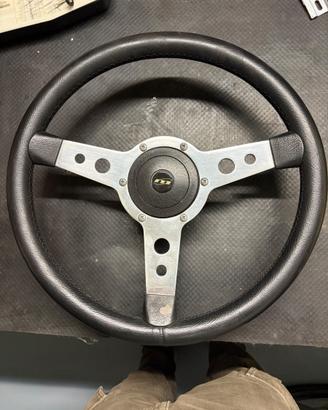 VOLANTE SPORTIVO 3 RAZZE MARCA MOUNTNEY - Defender