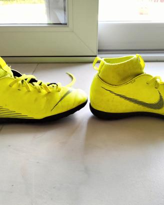 SCARPE DA CALCETTO NIKE MERCURIAL 