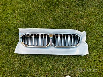 Calandra BMW Serie 3 G20 cromata