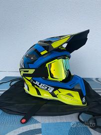 Casco just 1 one carbonio