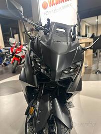 Yamaha TMAX 560 BASE-TECH MAX- 25 TH ANNIVERSARY