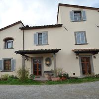 PRIVATO vende porzione di colonica