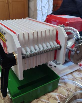 Filtro per olio e vino con pompa