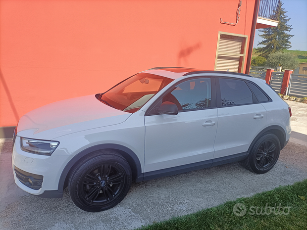 Audi Q3 quattro s tronic OR5596