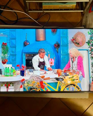 Televisione Samsung da 40 pollici led full hd