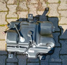 Serbatoio nuovo Adblue, Opel Vivaro ,