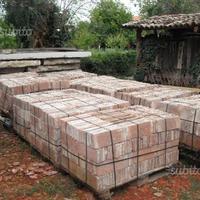 Pianelle o tavelle vecchie fatte a mano