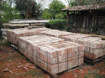 Pianelle o tavelle vecchie fatte a mano