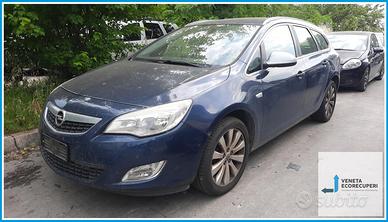 Ricambi Usati OPEL Astra J SW 2012