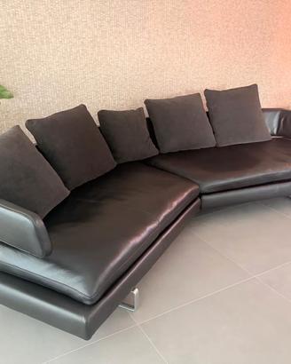 B&B Italia divano ARNE A257 in pelle nera