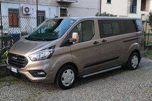 Ford transit custom 9 posti passo lungo 2020 