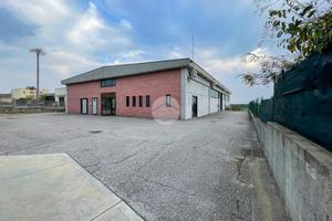 CAPANNONE A CAVRIANA