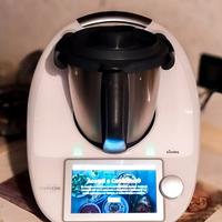 BIMBY TM6 come nuovo con tutti i suoi accessori