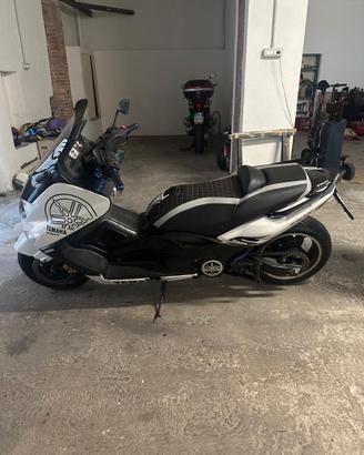 Tmax 500, Scooter