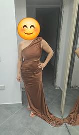 Abito lungo da donna monospalla TG 42