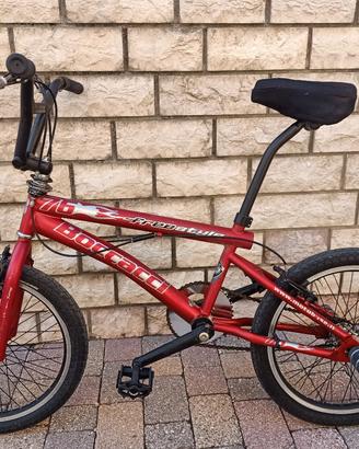 bicicletta BMX freestyle
