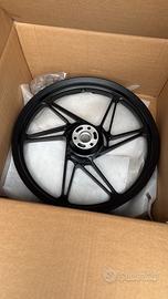 Cerchio anteriore moto guzzi v7 stone 2021-2024