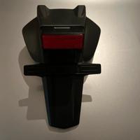 Codino porta targa Gsxr 750 k7