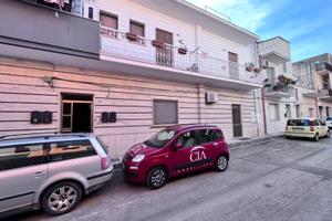 PIANO TERRA 3 vani+acc.+ cantina