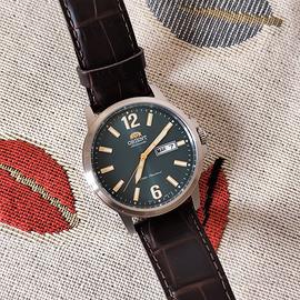 Orologio Orient Conmuter Pelle Verde