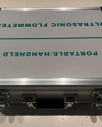 Misuratore di portata a ultrasuoni