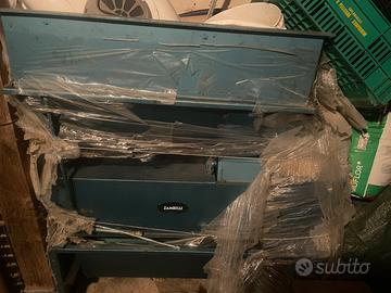 Botte in acciaio da 800 litri,pigiatrice e torchio