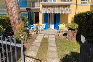 Versilia E S T A T E 2 0 2 6 appart con giardino