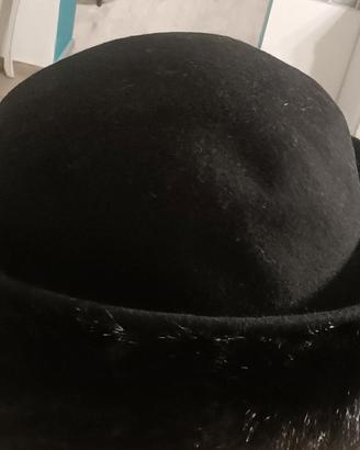 Cappello elegante 