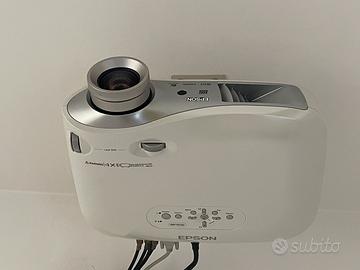 Videoproiettore Epson con telo motorizzato