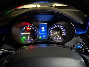 C-HR I 2016 1.8h Style 2wd e-cvt my18