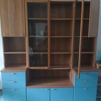 Credenza in legno  GRATIS