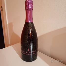 Spumante brut rose' in astuccio 