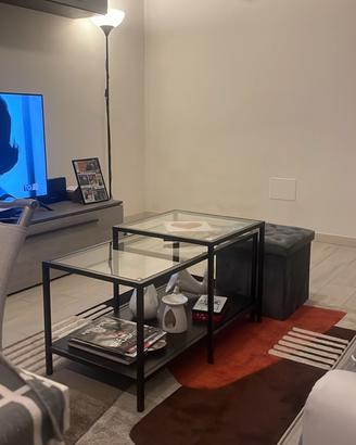Tavolino ikea  nero vetro