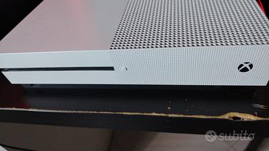 Xbox One s