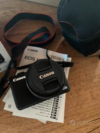 Canon Eos M10