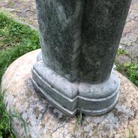 Fontana acquasantiere antica