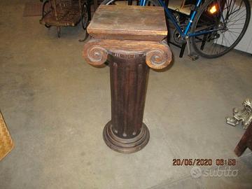 Colonna in legno massiccio anni 70