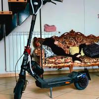 MONOPATTINO NAVEE ST3 PRO CUSTOM