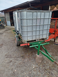 Rimorchio agricolo con cisterne aqua