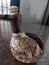 Bottiglia con tazze