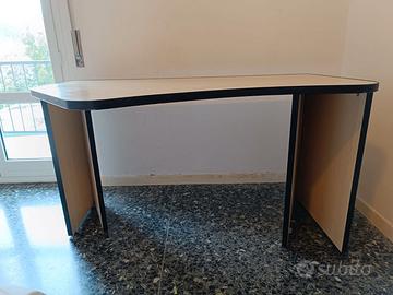 Scrivania di Mobilificio