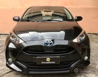 Toyota Yaris 1.5 Hybrid 5 porte Business
