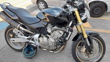 Moto Hornet 600